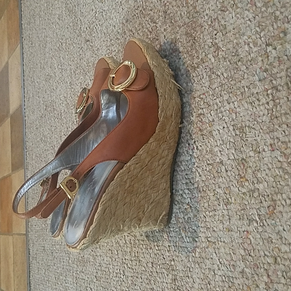 Jessica Simpson Wedges